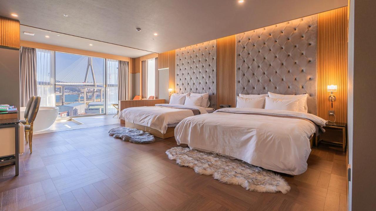 Yeongdo Grandbern Hotel Puszan Kültér fotó