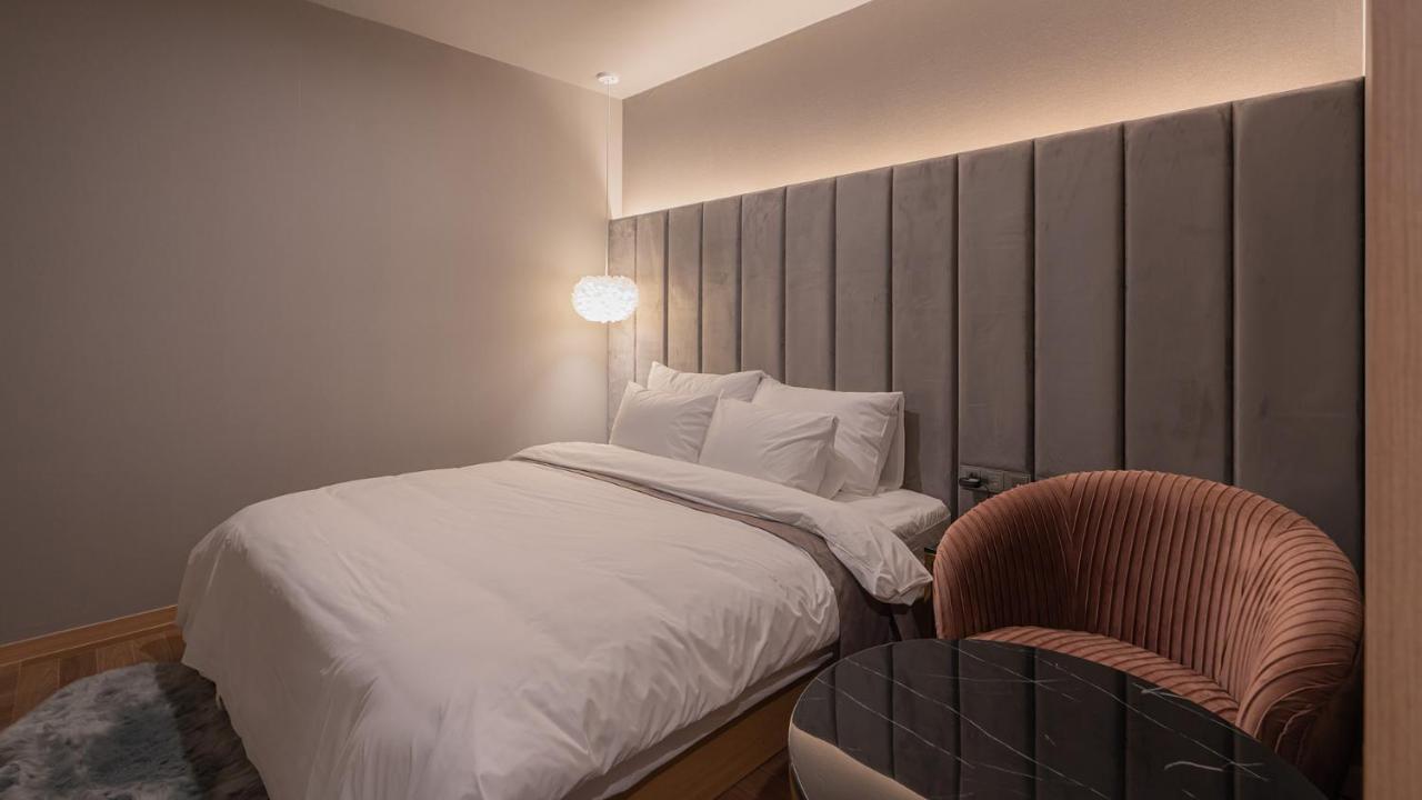 Yeongdo Grandbern Hotel Puszan Kültér fotó